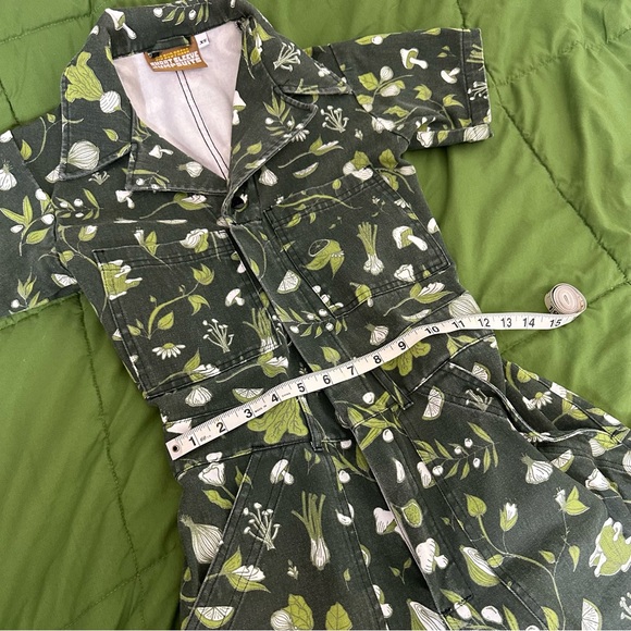 Big Bud Press Short Sleeve Jumpsuit Cookbook print - Picture 8 of 12